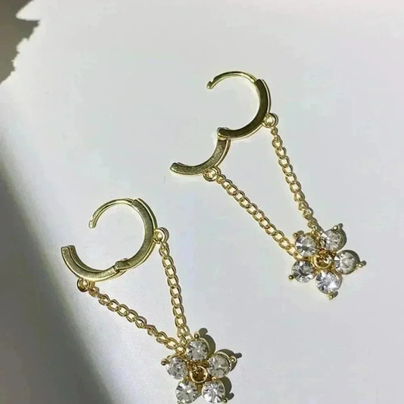 Yellow Gold Women's Delicate - Picture 5 of 5